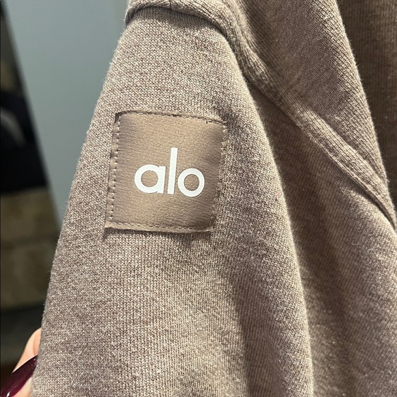 ALO Yoga Hazy Mockneck Pullover Sweatshirt in Mushroom Heather - Picture 4 of 4